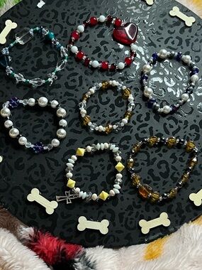 7pc pack of handmade bracelets, mixed beads, glass beads and more
